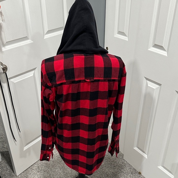 Red and Black Plaid Hooded Jacket - Picture 5 of 10